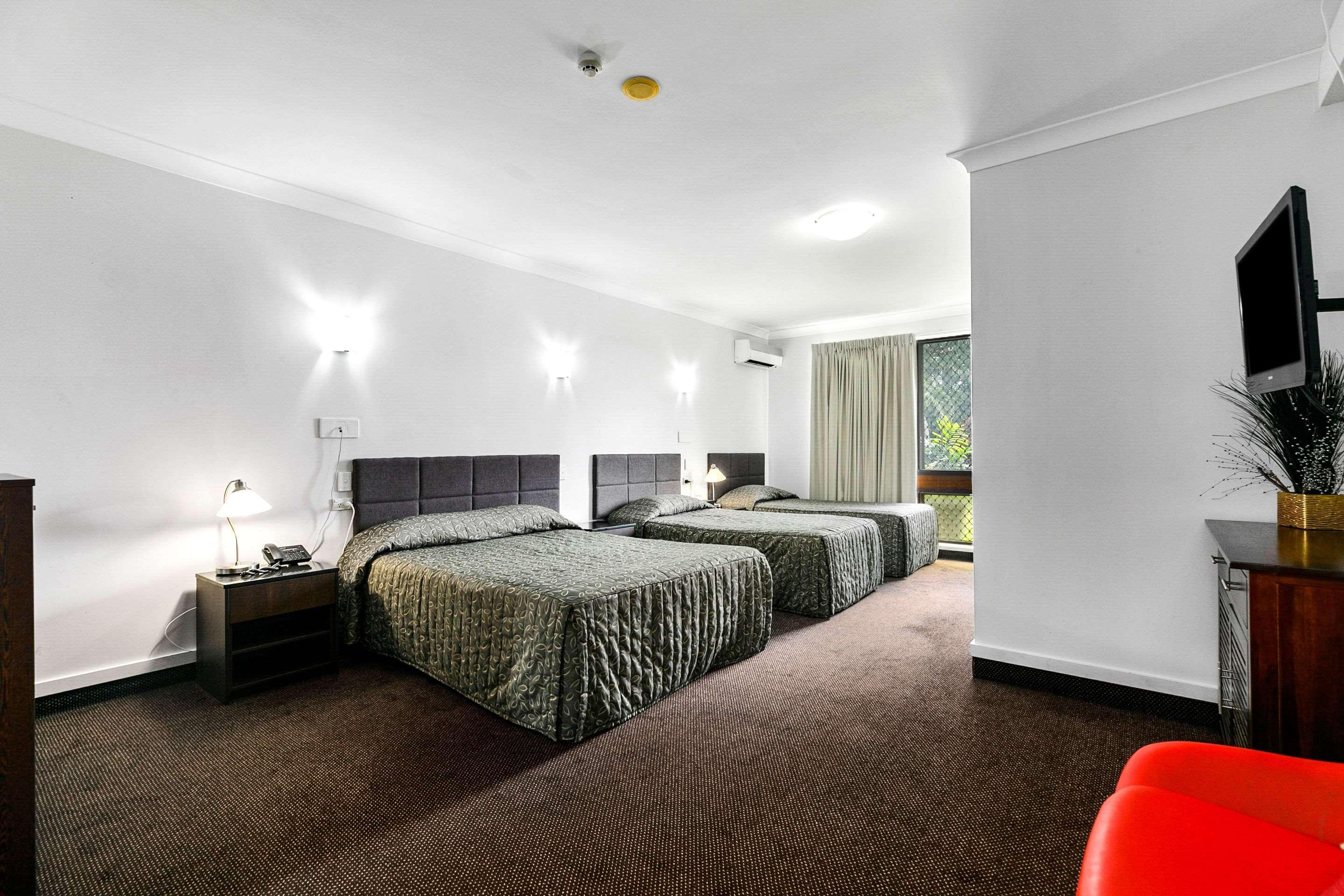 Comfort Inn Parklands Calliope מראה חיצוני תמונה