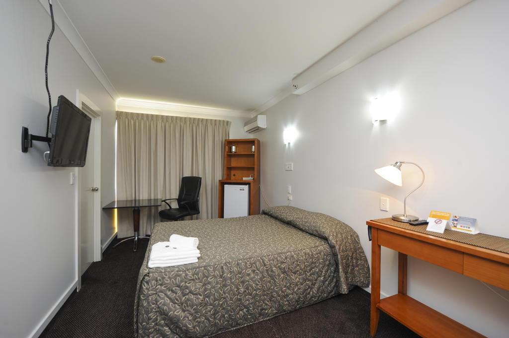 Comfort Inn Parklands Calliope מראה חיצוני תמונה