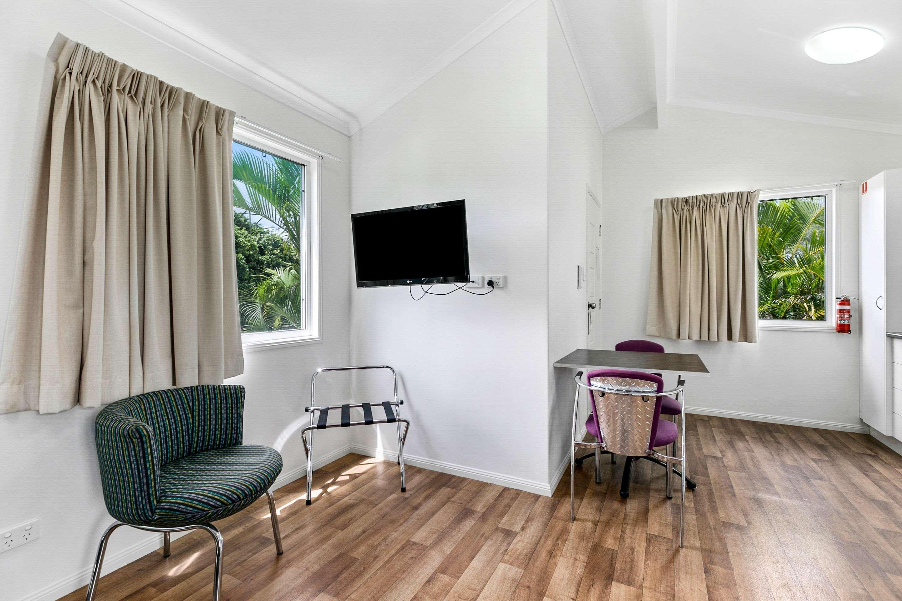 Comfort Inn Parklands Calliope מראה חיצוני תמונה