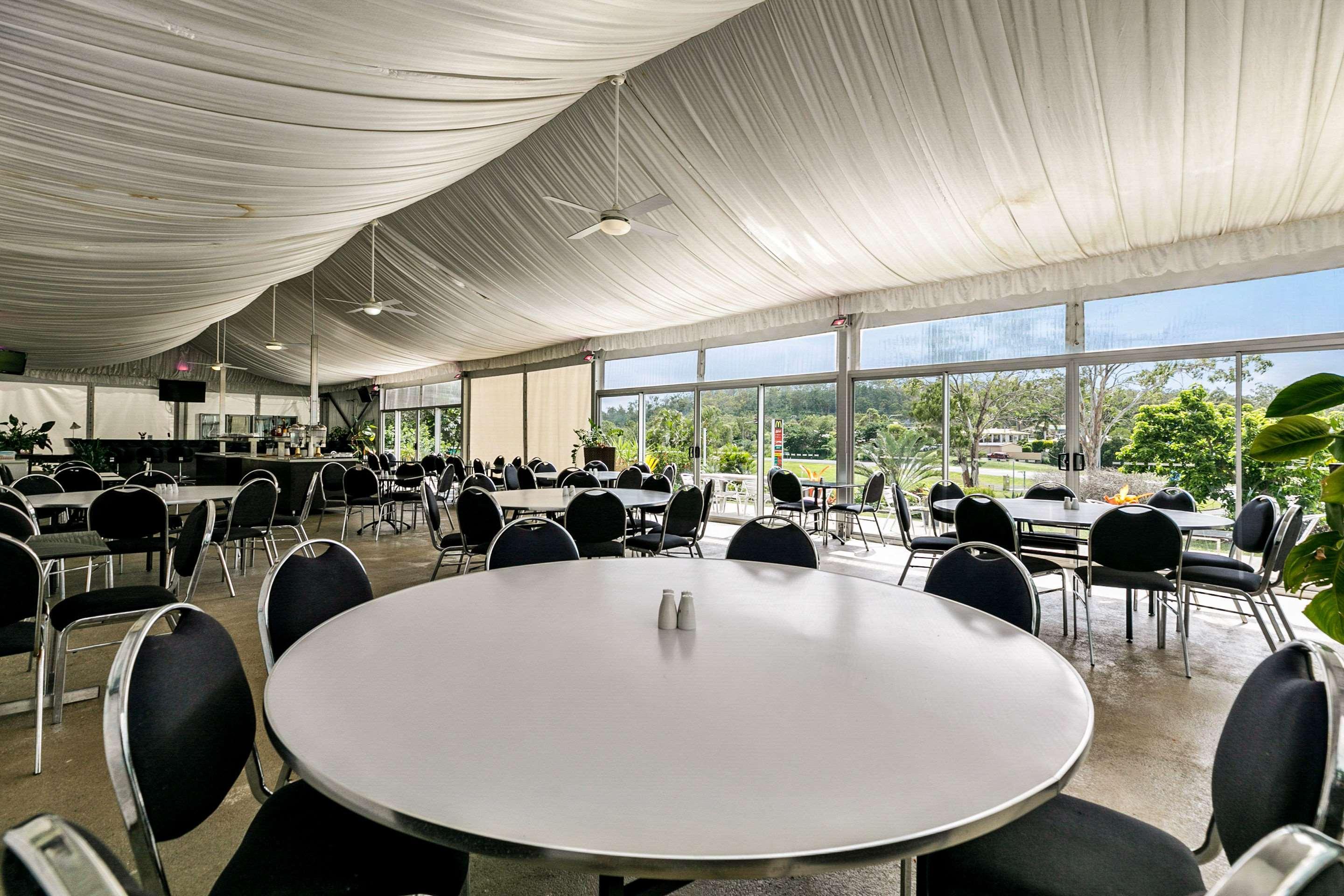 Comfort Inn Parklands Calliope מראה חיצוני תמונה