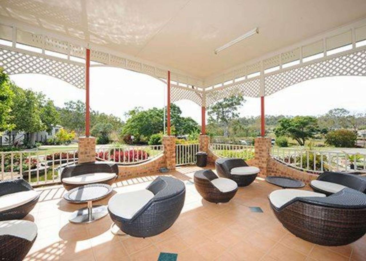 Comfort Inn Parklands Calliope מראה חיצוני תמונה